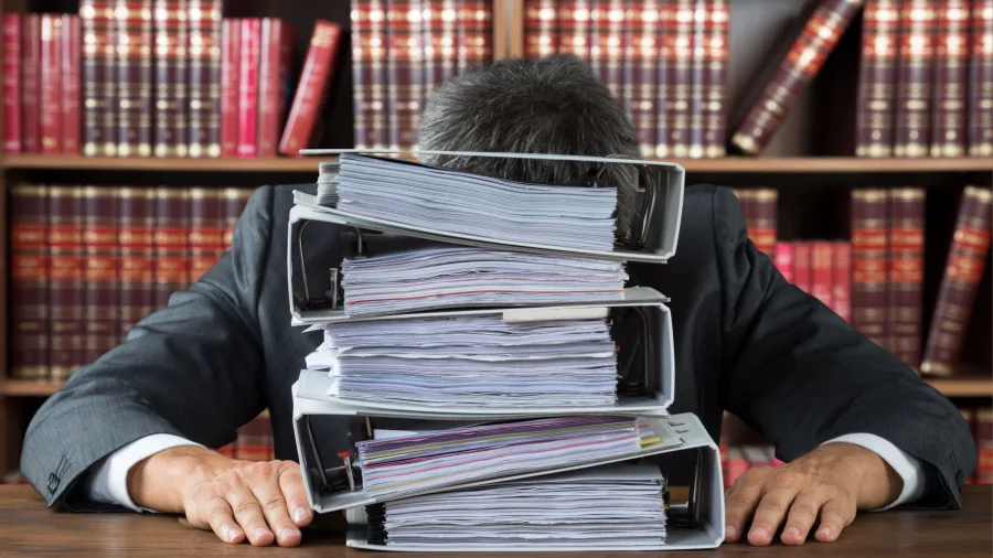 Werkgever aansprakelijk voor psychische klachten advocaat?