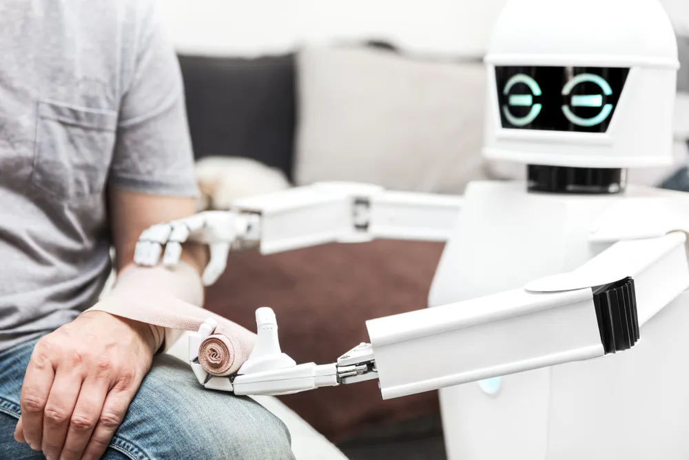 AI en robotisering in de zorg: kansen en risico's volgens EU-OSHA