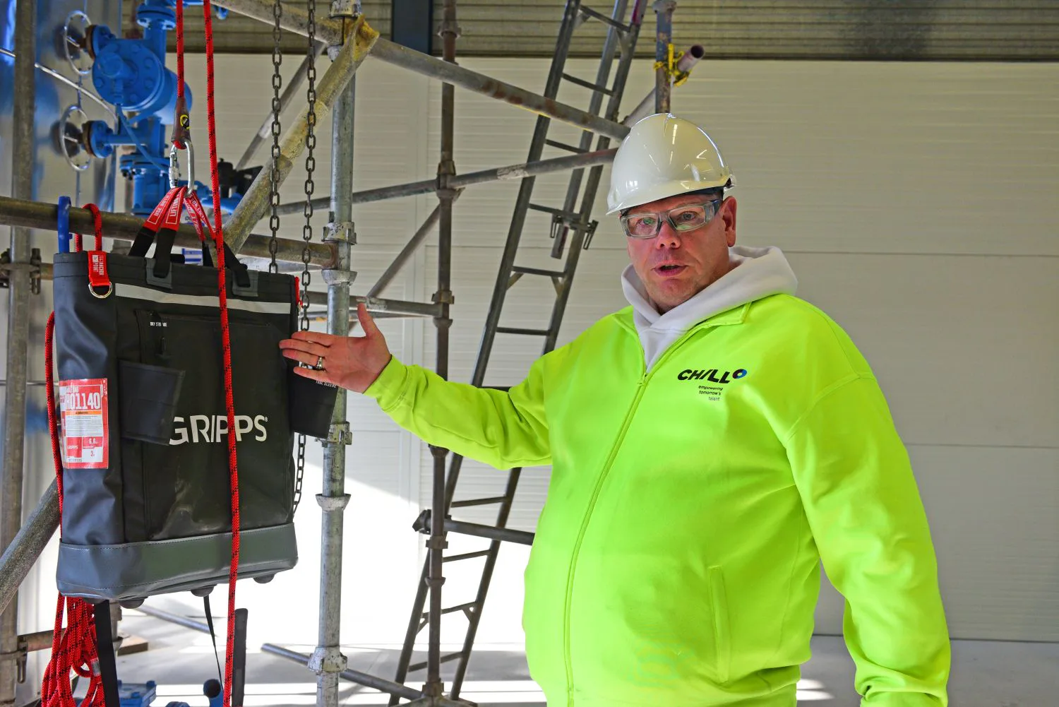 Instructeur Willy van Vlimmeren: "Wie onvoldoende veiligheidsbewustzijn toont, hoort niet thuis op een chemieplant." Foto: Rob Jastrzebski
