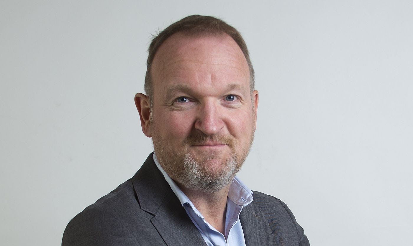 Guus Koomen, oprichter en Managing Partner van de Safety Improvement Company: "Niet de score op de ladder, maar het herkennen van patronen en hefbomen voor verandering bepaalt of een organisatie haar veiligheidscultuur echt kan versterken."