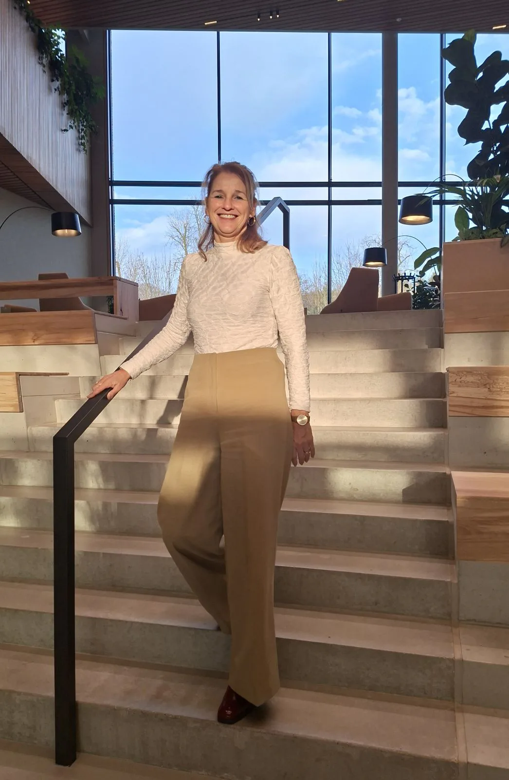 Hendrien Prummel in het nieuwe gemeentehuis van Rheden