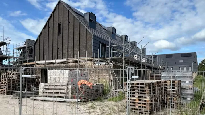 Camerabeelden van een bouwplaats worden door AI gescand, om zo potentiële veiligheidsrisico's te signaleren. Foto: Shutterstock
